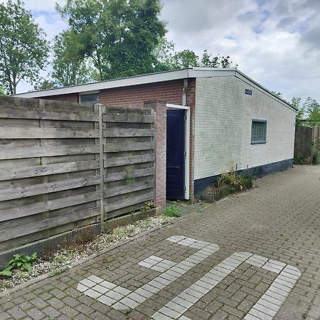 Solstice, Quiet Cottage In Bruinisse, Zeeland Bagian luar foto